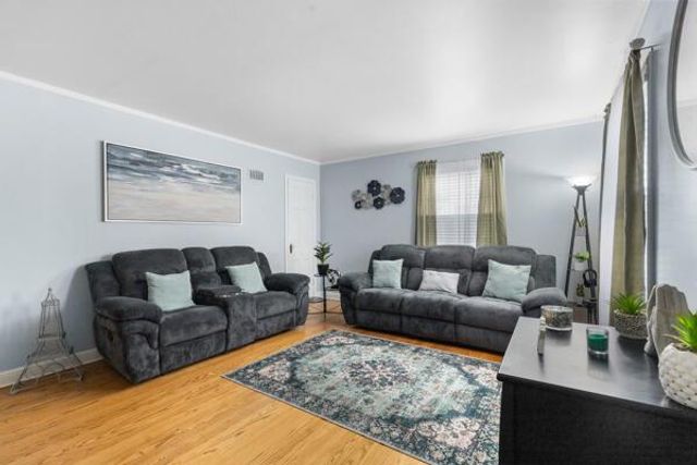 3038 S 54th STREET, Milwaukee, WI 53219