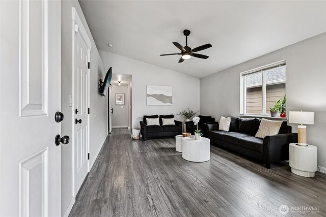 4509 Skylers Alley, Mount Vernon, WA 98274