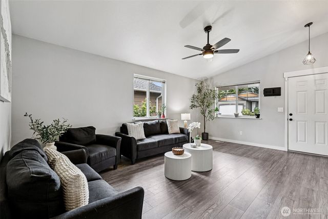 4509 Skylers Alley, Mount Vernon, WA 98274