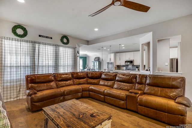 3707 Song Fiddler, San Antonio, TX 78253