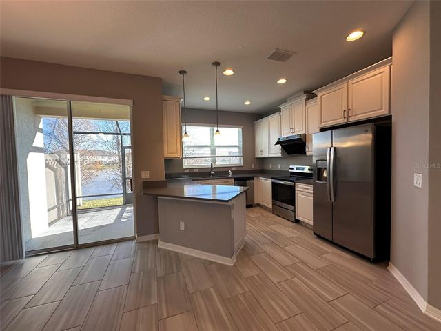 29850 SOUTHWELL LANE, Wesley Chapel, FL 33543