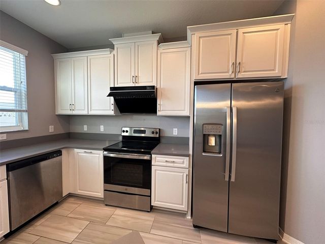 29850 SOUTHWELL LANE, Wesley Chapel, FL 33543