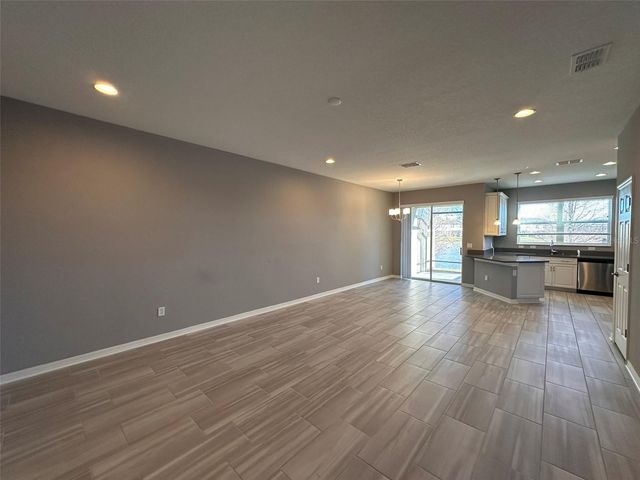 29850 SOUTHWELL LANE, Wesley Chapel, FL 33543