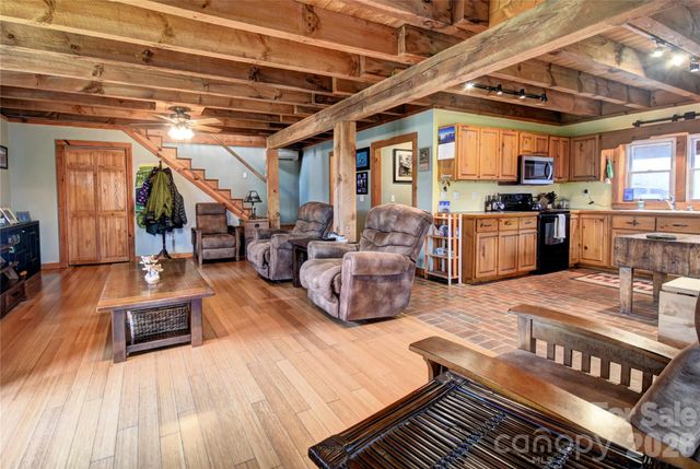 85 Homlish Gardens Drive, Waynesville, NC 28785