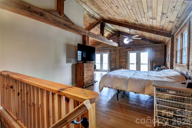 85 Homlish Gardens Drive, Waynesville, NC 28785