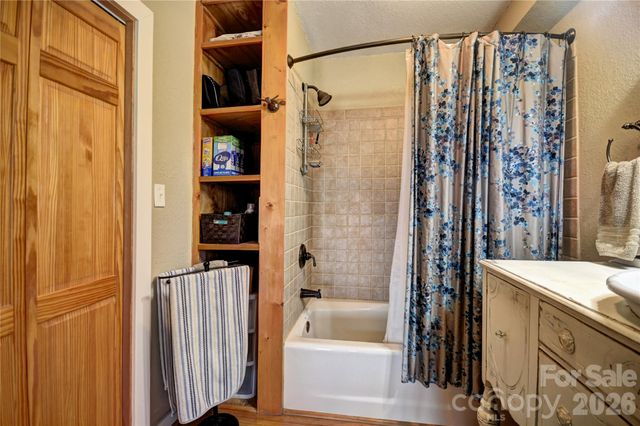 85 Homlish Gardens Drive, Waynesville, NC 28785