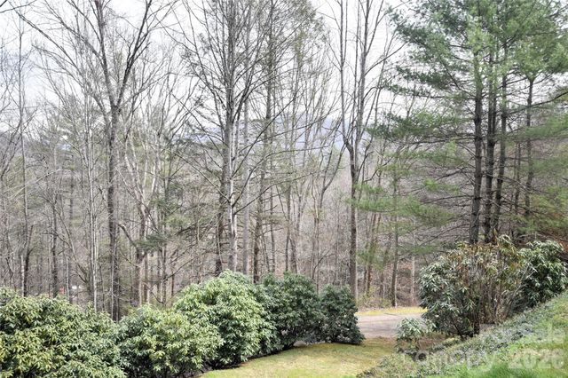 85 Homlish Gardens Drive, Waynesville, NC 28785