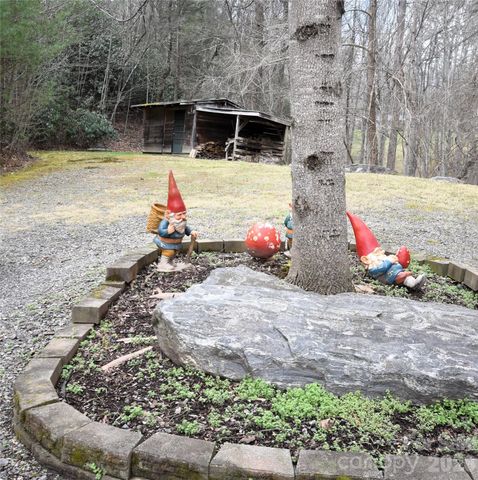 85 Homlish Gardens Drive, Waynesville, NC 28785