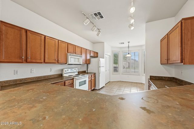 15220 W CUSTER Lane, Surprise, AZ 85379