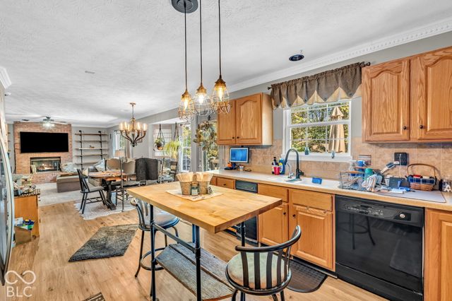 631 Middleham Circle, Beech Grove, IN 46107