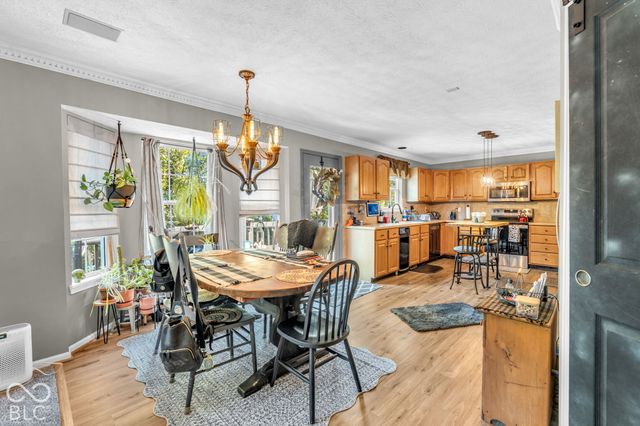 631 Middleham Circle, Beech Grove, IN 46107