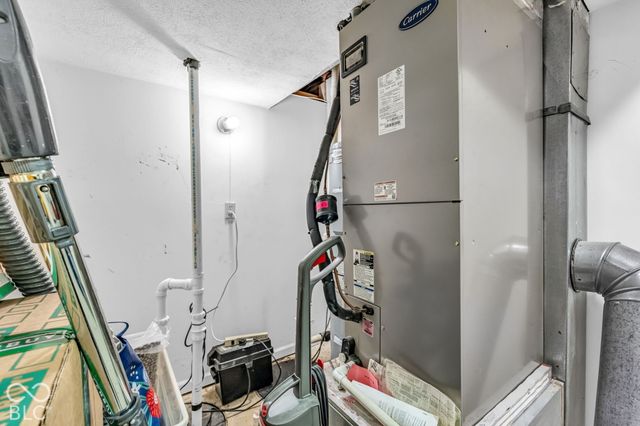 631 Middleham Circle, Beech Grove, IN 46107