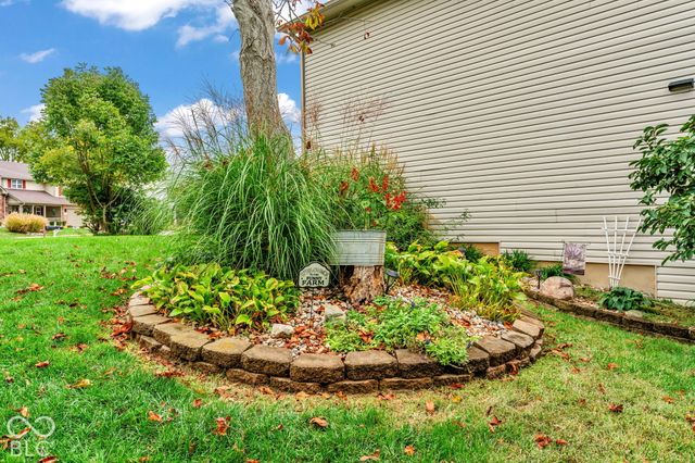 631 Middleham Circle, Beech Grove, IN 46107