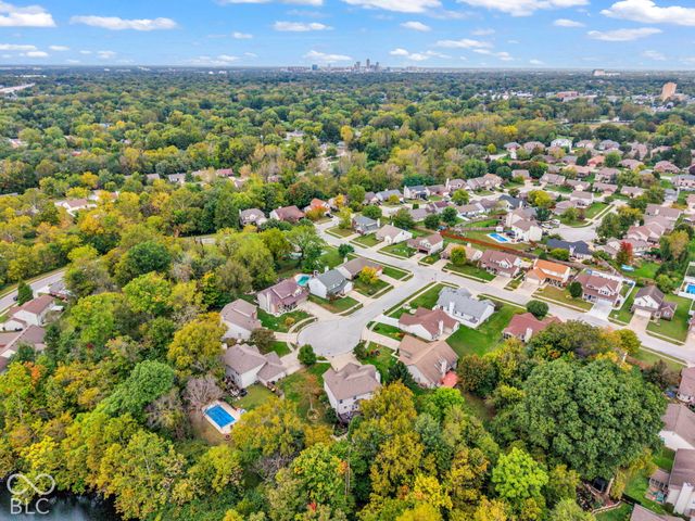 631 Middleham Circle, Beech Grove, IN 46107