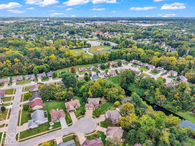 631 Middleham Circle, Beech Grove, IN 46107