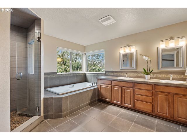 15838 Sw MASON Ct, Portland, OR 97224