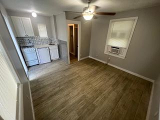 2843 Forest Hill Boulevard 3, Palm Springs, FL 33406