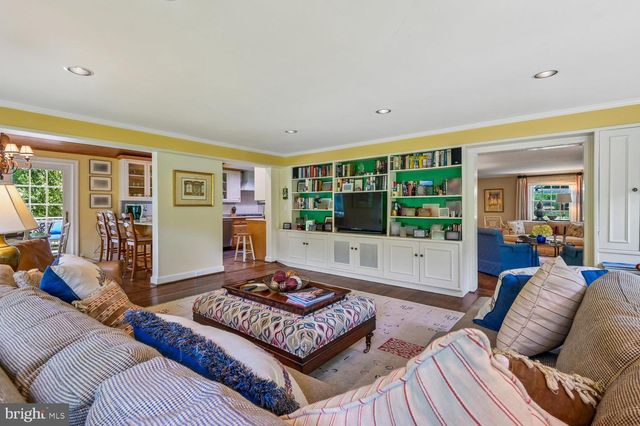 1110 BRYN MAWR RD, Baltimore, MD 21210