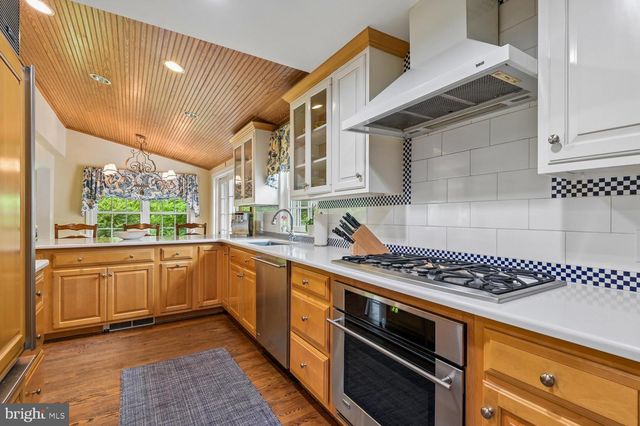 1110 BRYN MAWR RD, Baltimore, MD 21210