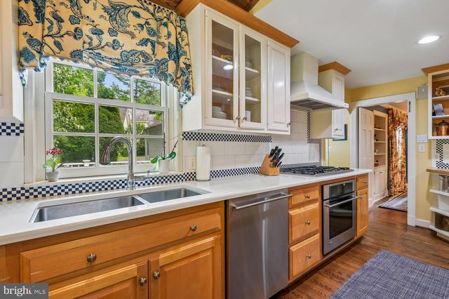 1110 BRYN MAWR RD, Baltimore, MD 21210
