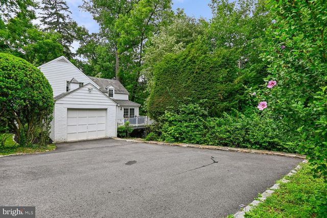 1110 BRYN MAWR RD, Baltimore, MD 21210