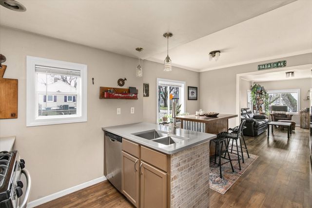 2503 61st Street, Des Moines, IA 50322