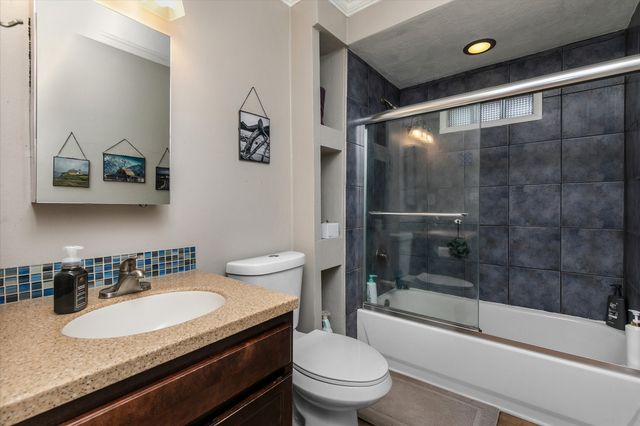 2503 61st Street, Des Moines, IA 50322