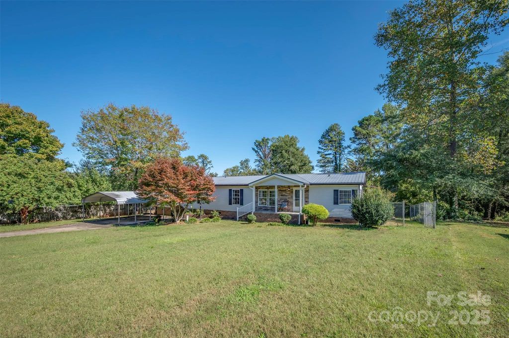553 New Hope Road, Rutherfordton, NC 28139