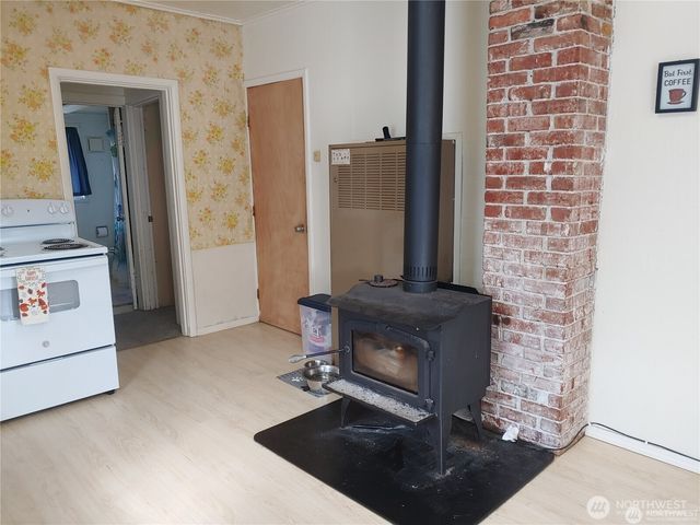 664 Rhoades Road, Winlock, WA 98596