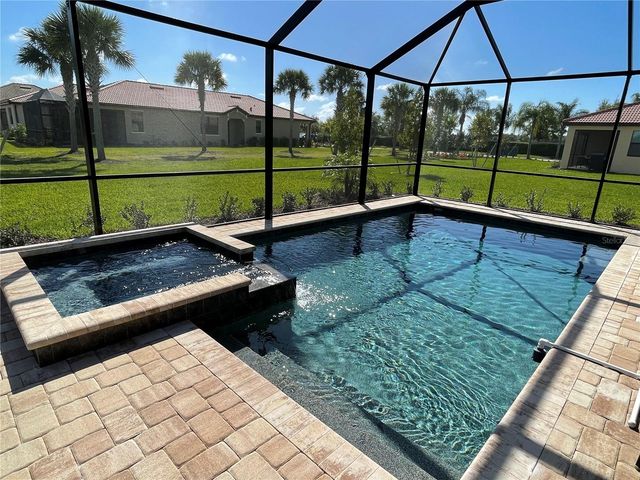 5127 TOBERMORY WAY, Bradenton, FL 34211