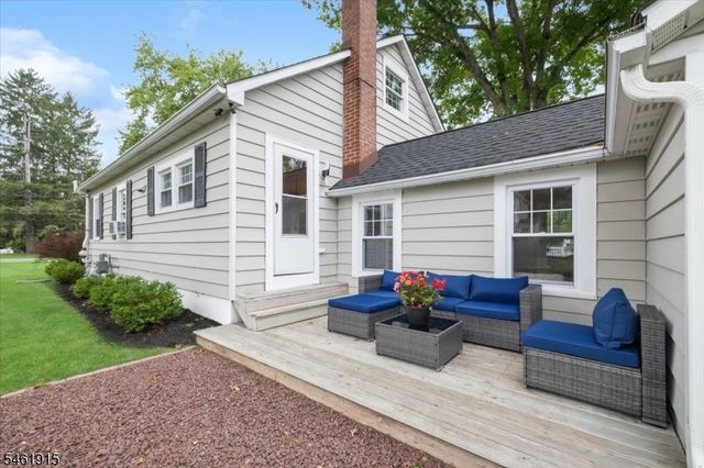 203 Pine St, Hackettstown Town, NJ 07840