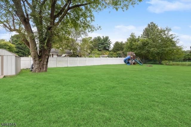 203 Pine St, Hackettstown Town, NJ 07840