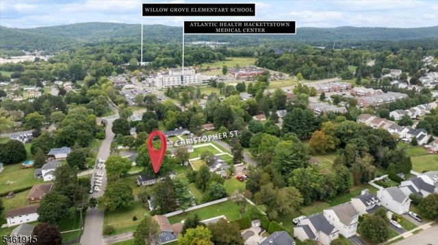 203 Pine St, Hackettstown Town, NJ 07840