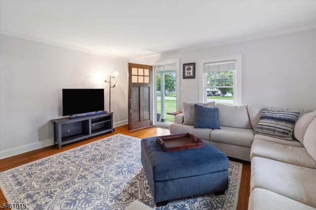 203 Pine St, Hackettstown Town, NJ 07840