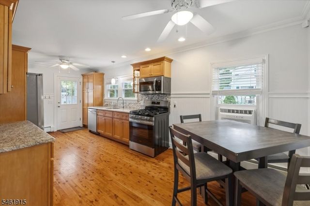 203 Pine St, Hackettstown Town, NJ 07840