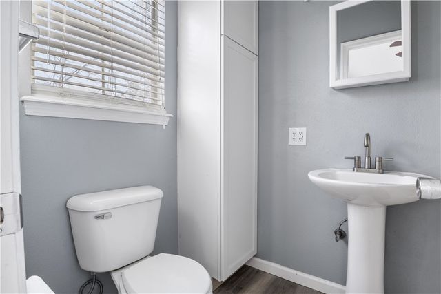 1394 N Tradition Avenue, Fayetteville, AR 72704