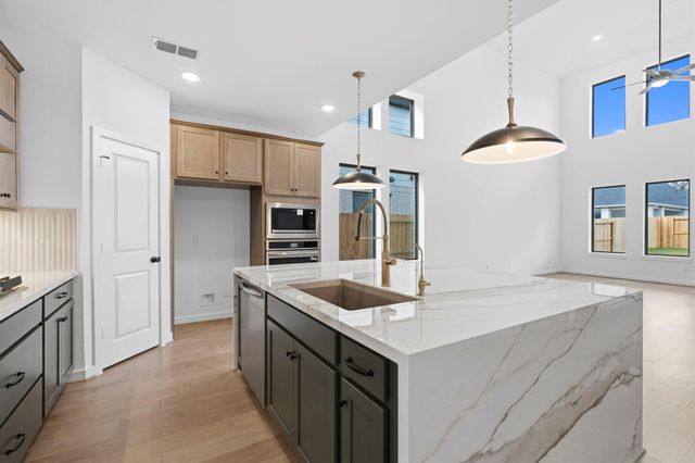 10923 Spring Wind Drive, Missouri City, TX 77459