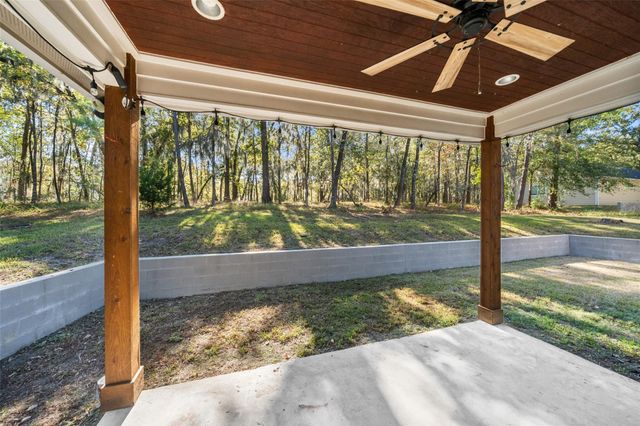 110 Lords Circle, Coldspring, TX 77331