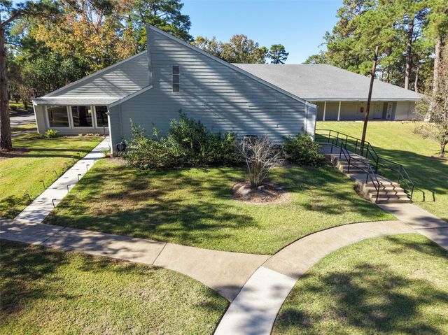 110 Lords Circle, Coldspring, TX 77331