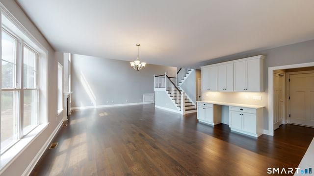 18 Twin Valley Road, East Lyme, CT 06333