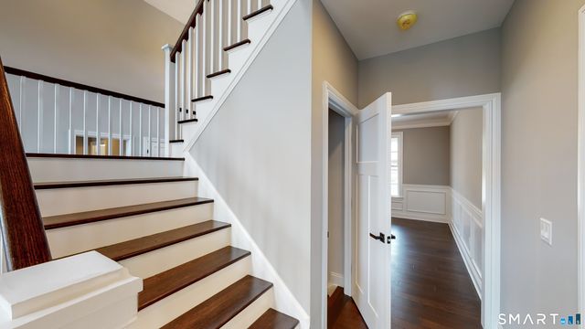 18 Twin Valley Road, East Lyme, CT 06333