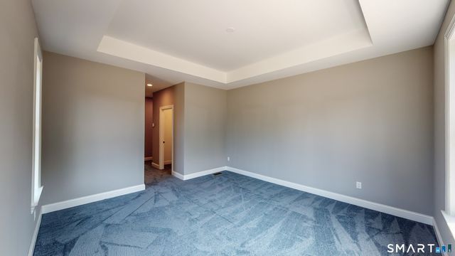 18 Twin Valley Road, East Lyme, CT 06333