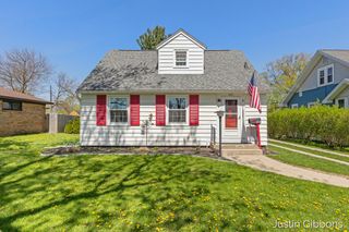 243 W 25th Street, Holland City, MI 49423