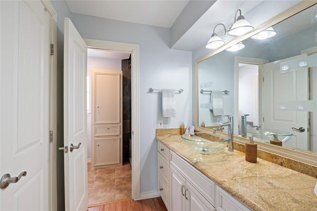 3 Dorado Drive, Friendswood, TX 77546