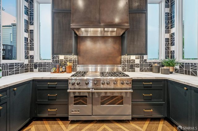 245 Pixley Street, San Francisco, CA 94123