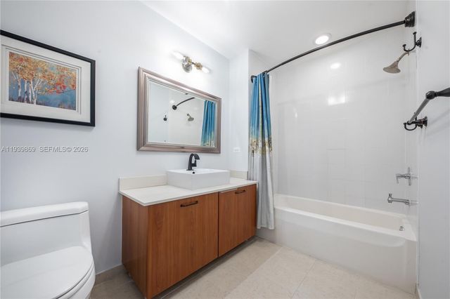 3301 NE 1st Ave M0606, Miami, FL 33137