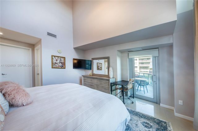 3301 NE 1st Ave M0606, Miami, FL 33137