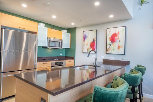 3301 NE 1st Ave M0606, Miami, FL 33137