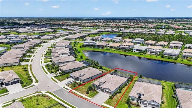 4967 SEAFOAM TRAIL, Bradenton, FL 34211