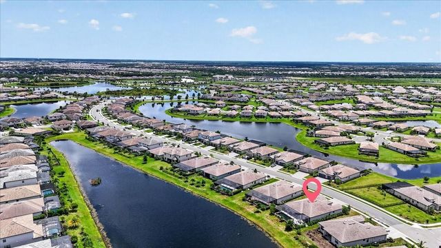 4967 SEAFOAM TRAIL, Bradenton, FL 34211